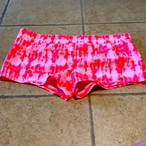 Pink tie dye shorts size: XL